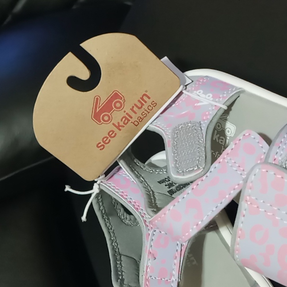 TODDLER GIRL SANDALS SIZE 8 - Picture 5 of 7